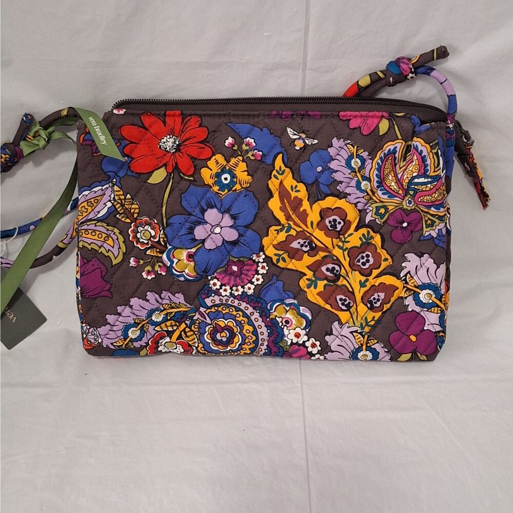 Very Bradley Foxbury Crossbody in Colorful Bouquet Pattern
